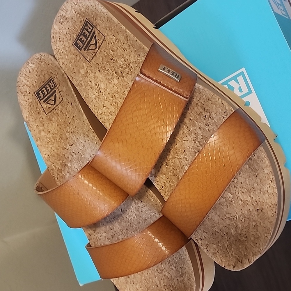 Reef Tan Cork Platform Sandals - Picture 4 of 8